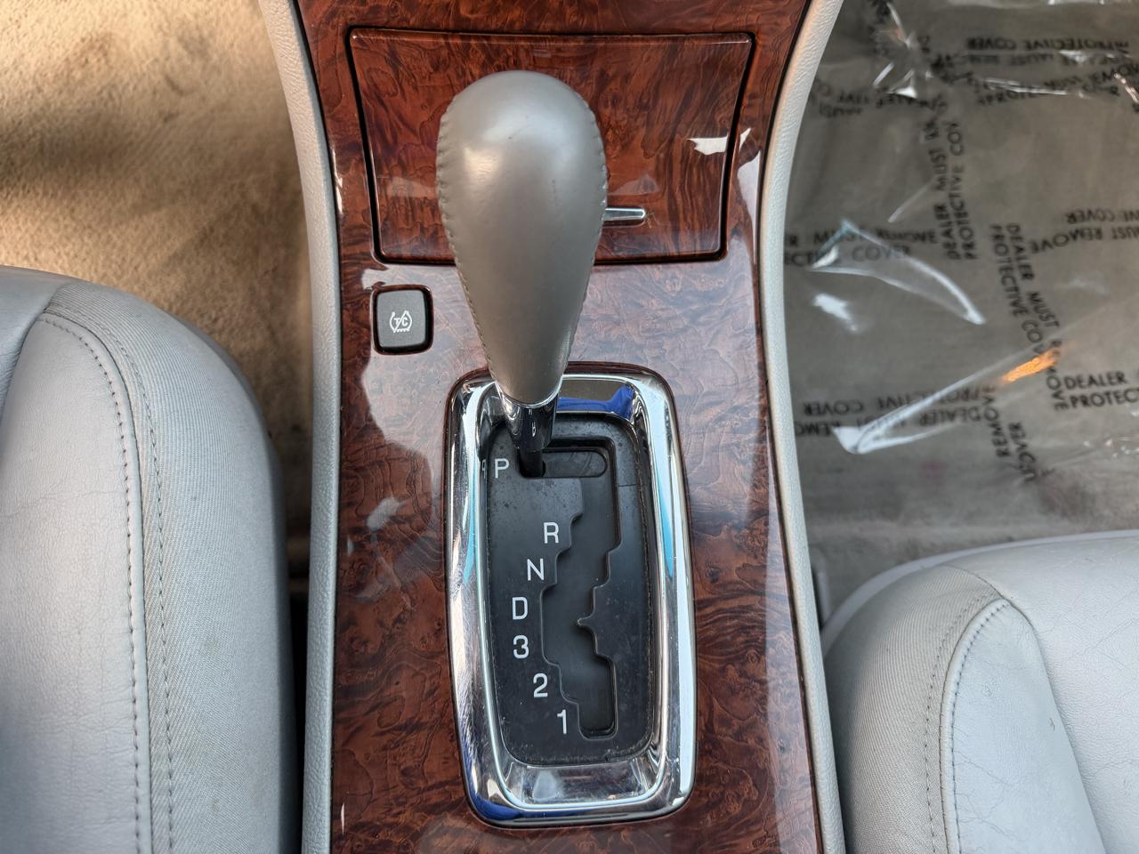 Cadillac DTS Sedan 2007