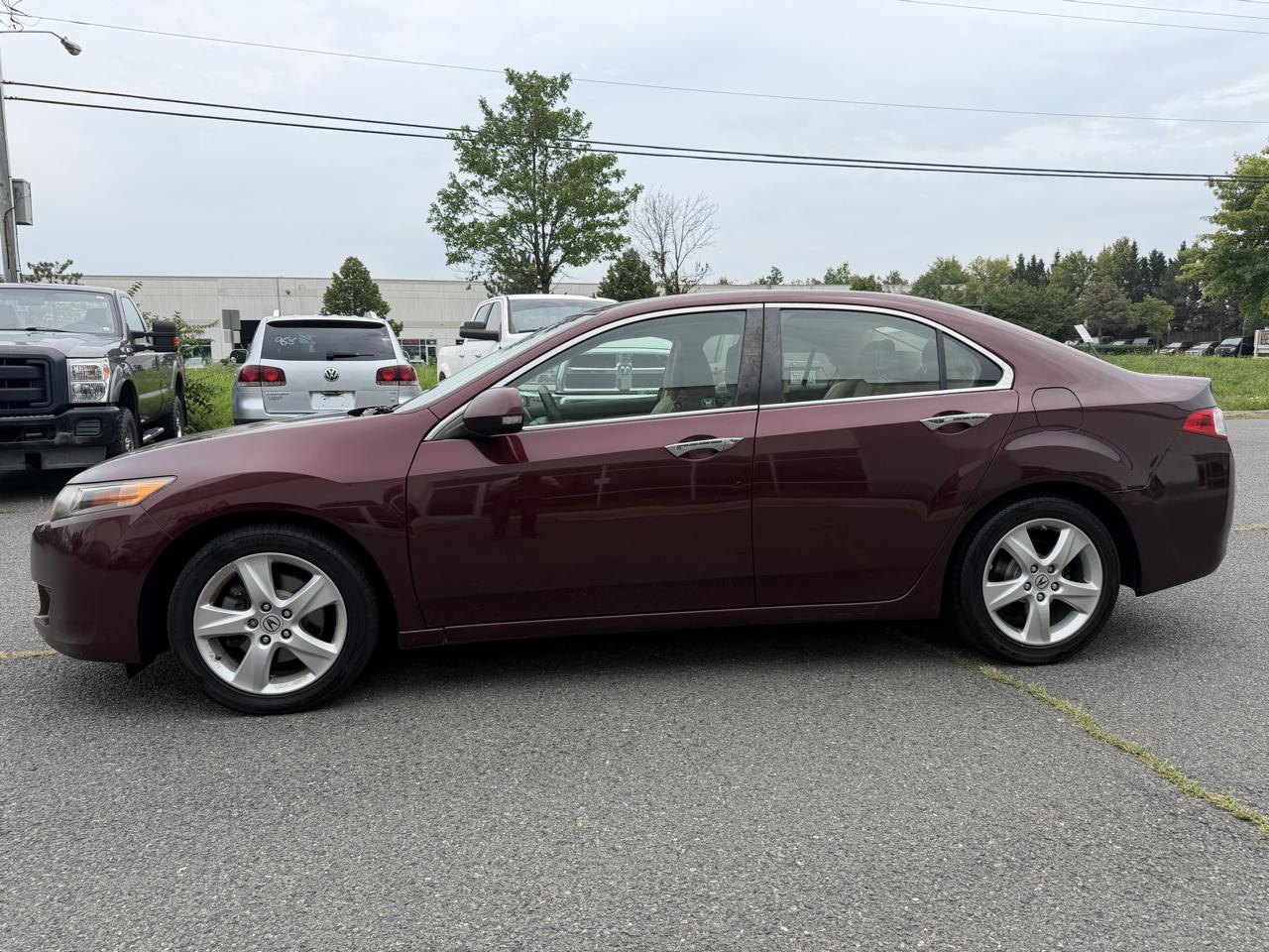 Acura TSX 5-speed AT 2010