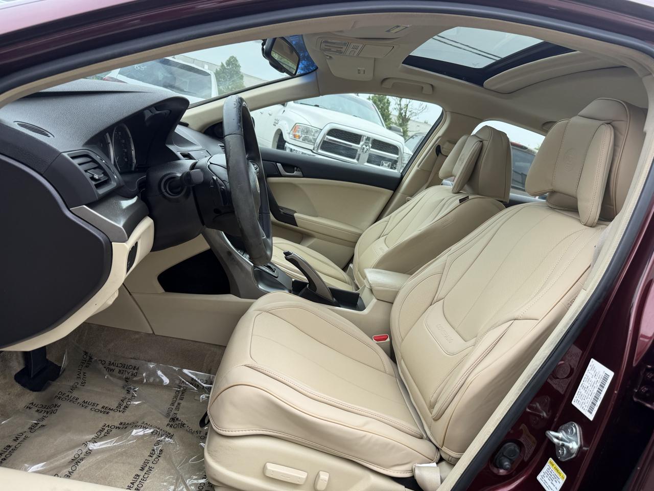 Acura TSX 5-speed AT 2010
