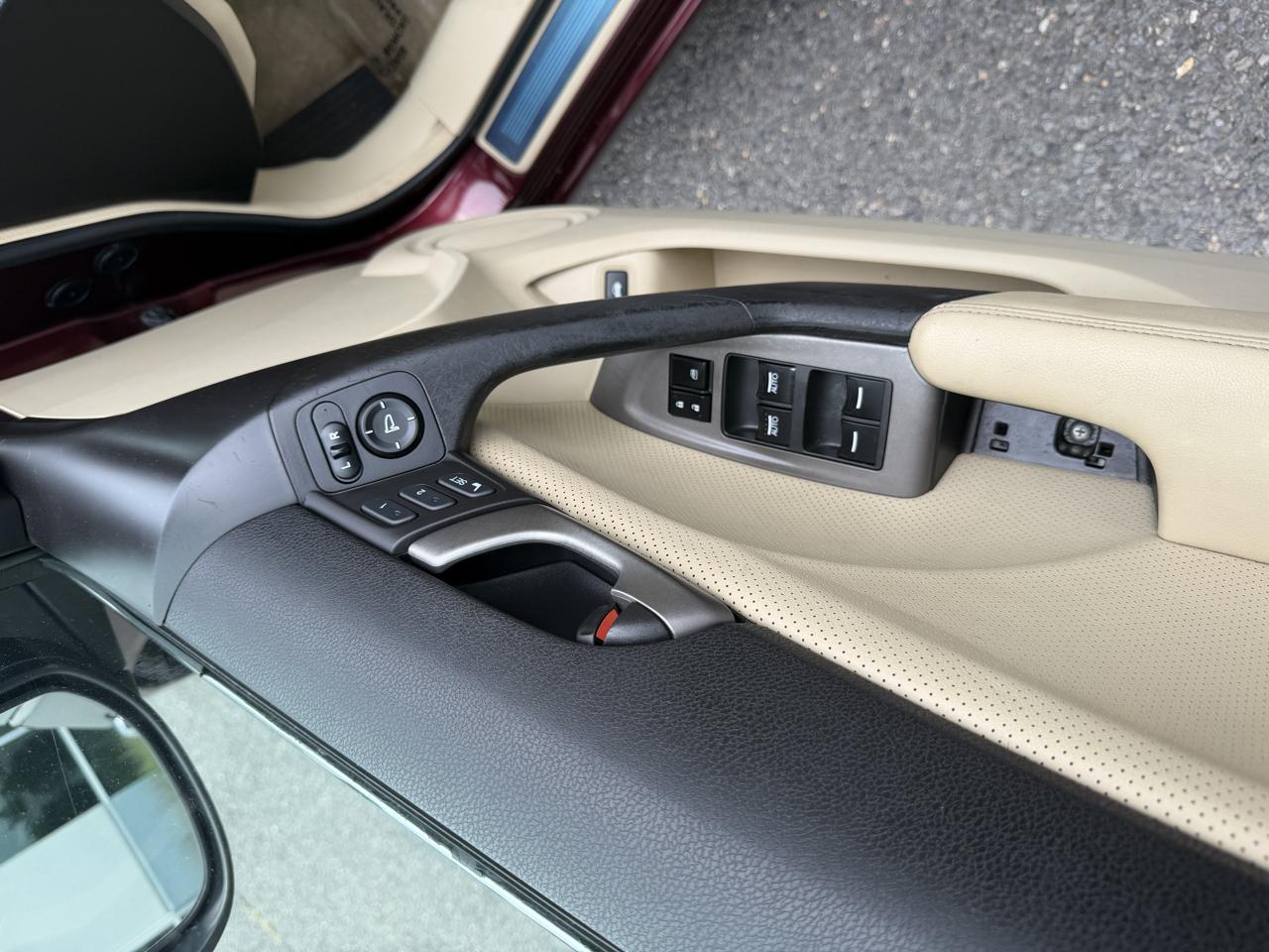 Acura TSX 5-speed AT 2010