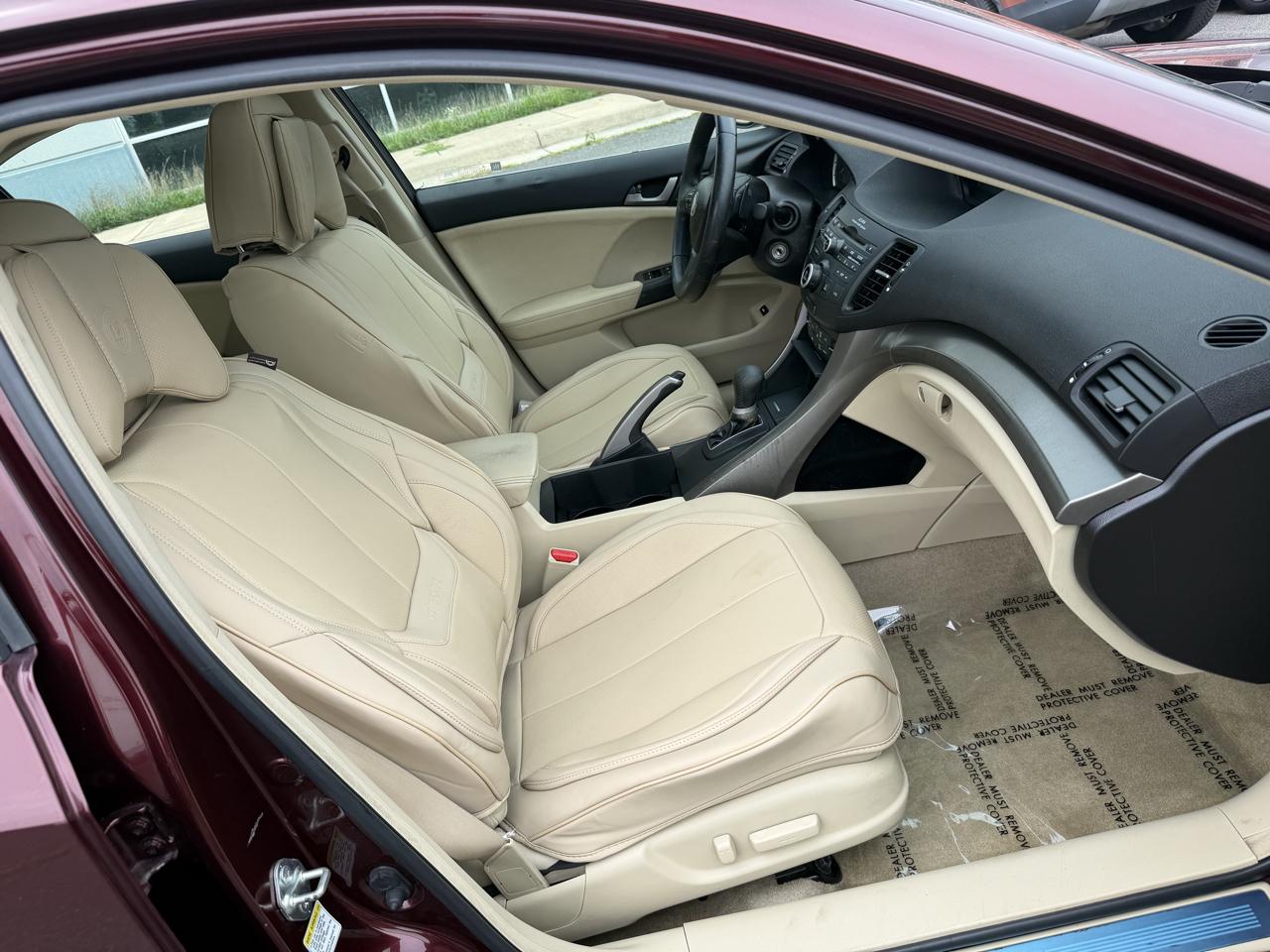 Acura TSX 5-speed AT 2010