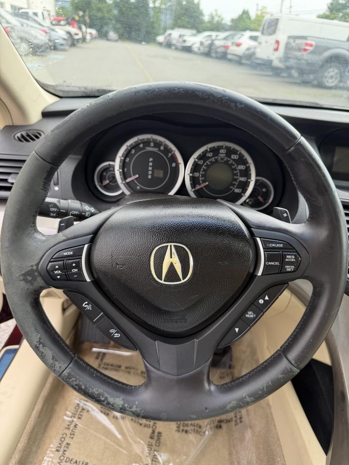 Acura TSX 5-speed AT 2010