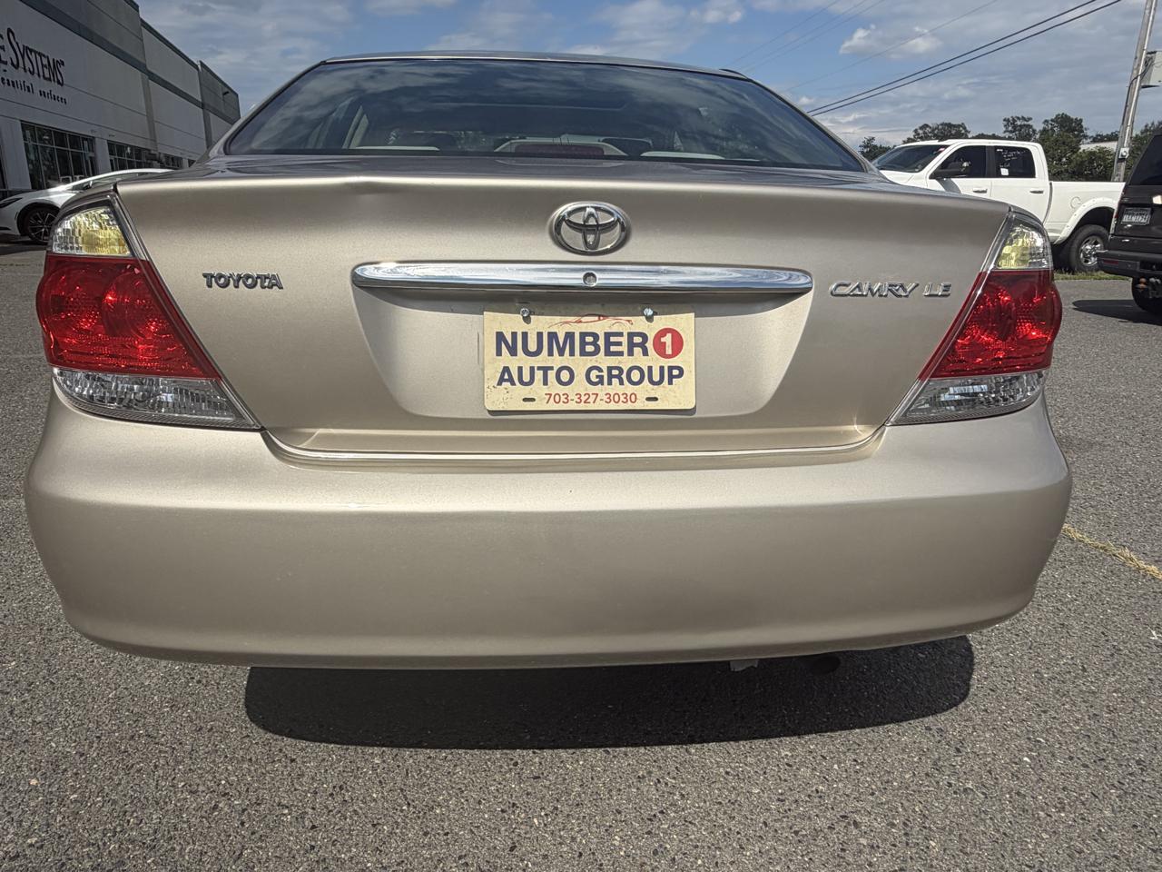 Toyota Camry Standard 2006