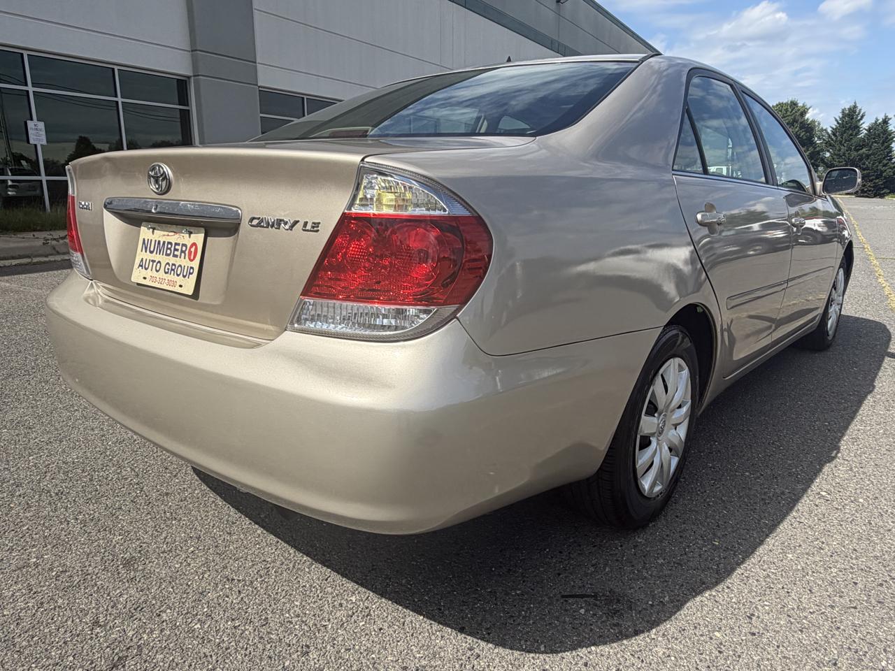 Toyota Camry Standard 2006