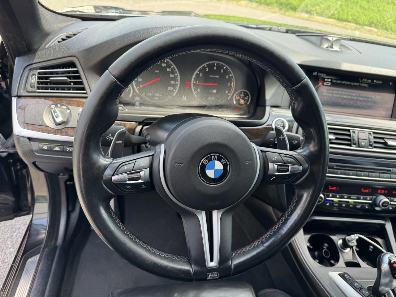BMW M5 4D Sedan 2015