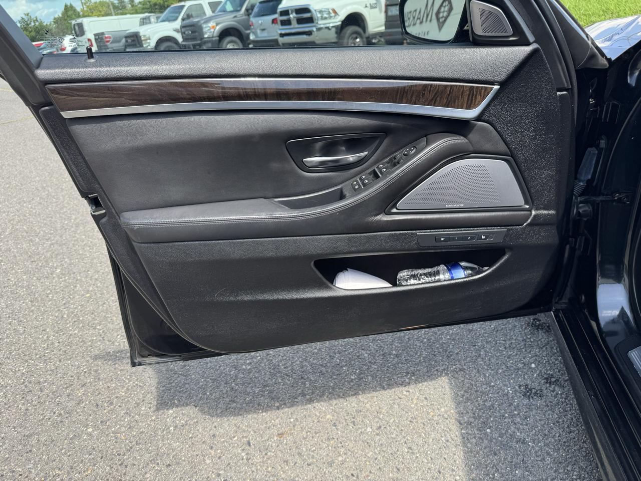 BMW M5 4D Sedan 2015