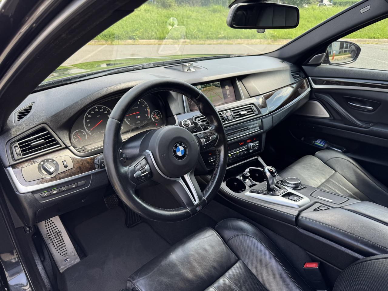 BMW M5 4D Sedan 2015