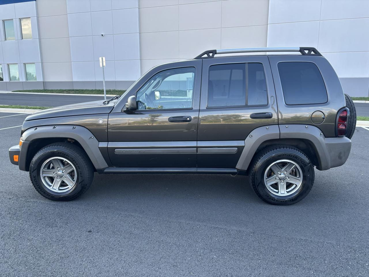 Jeep Liberty Renegade 4WD 2005