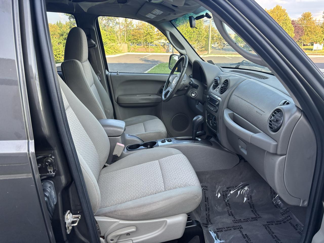 Jeep Liberty Renegade 4WD 2005