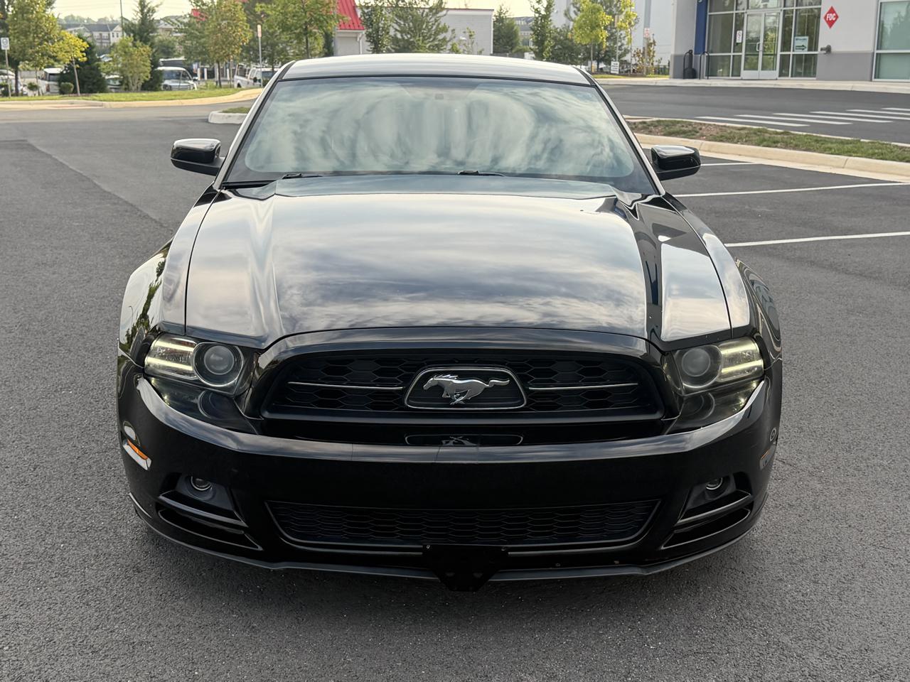 Ford Mustang V6 Coupe 2013