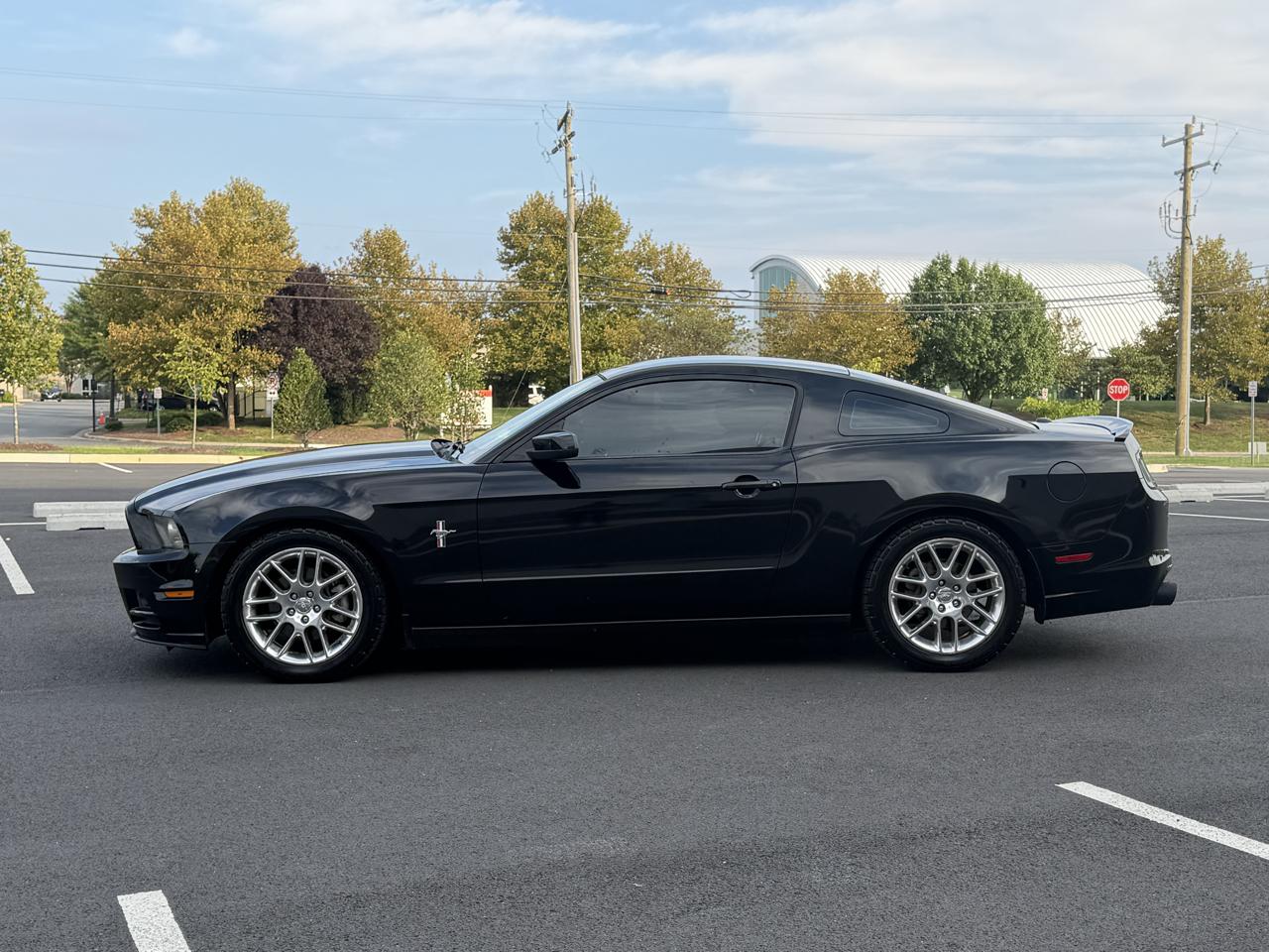Ford Mustang V6 Coupe 2013