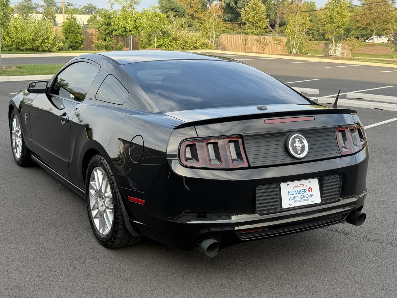 Ford Mustang V6 Coupe 2013