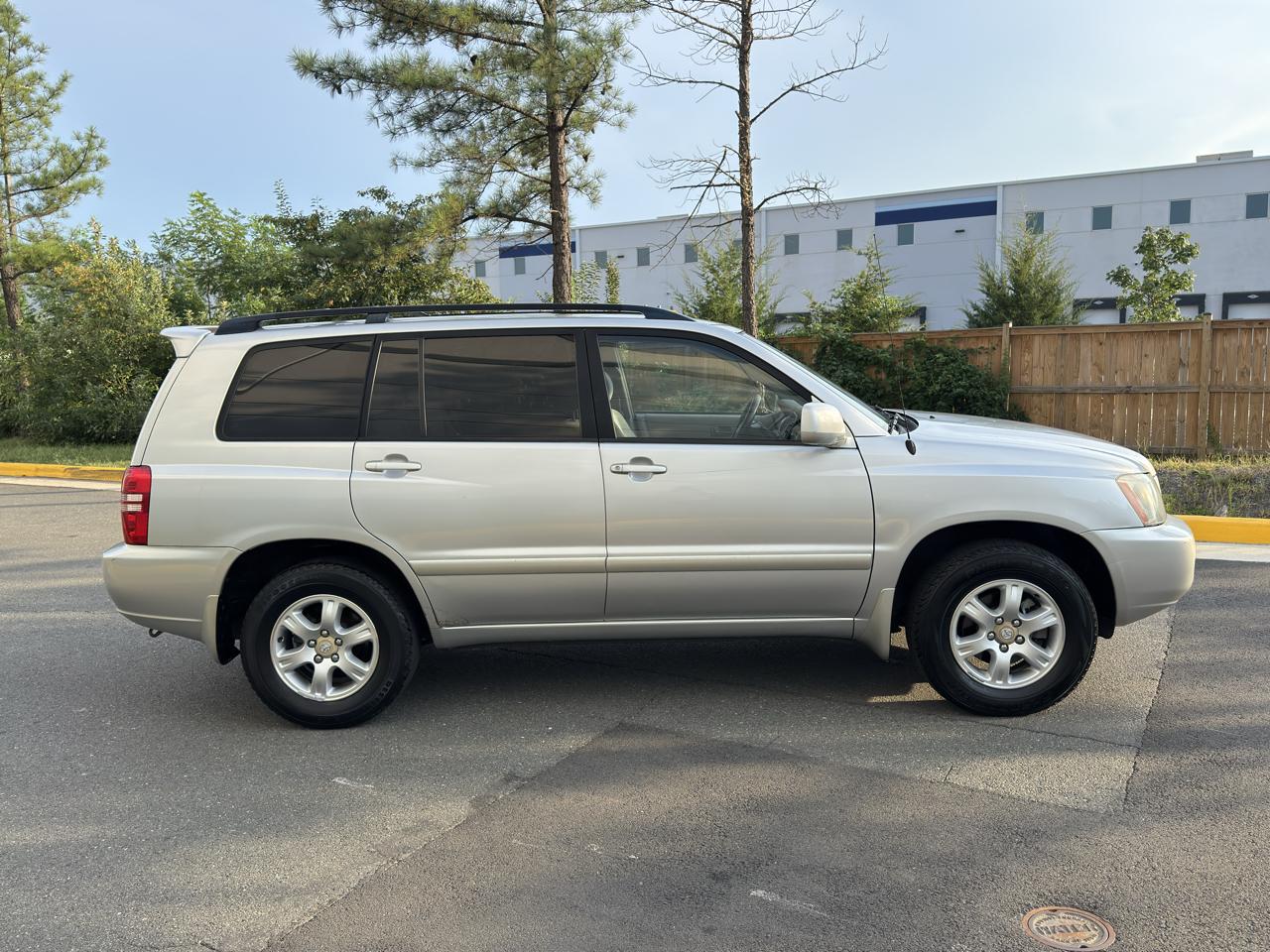 Toyota Highlander V6 2WD 2003