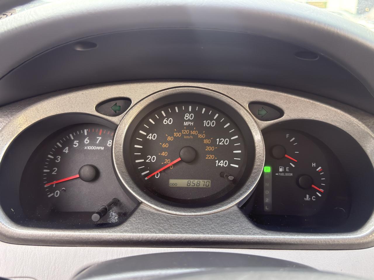 Toyota Highlander V6 2WD 2003