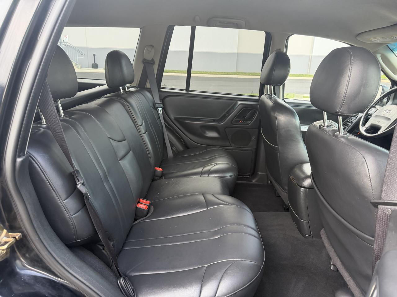 Jeep Grand Cherokee Laredo 4WD 2002