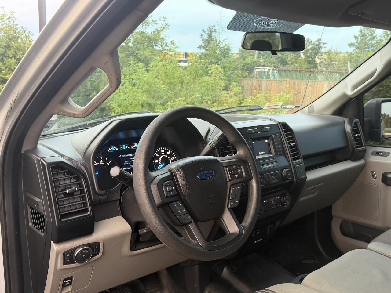Ford F-150 4WD SuperCrew 157" XL 2015