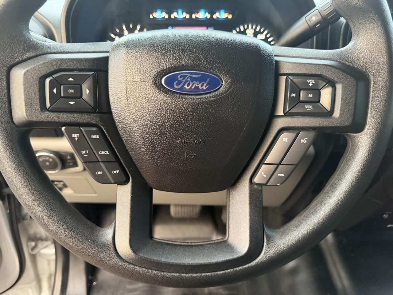 Ford F-150 4WD SuperCrew 157" XL 2015