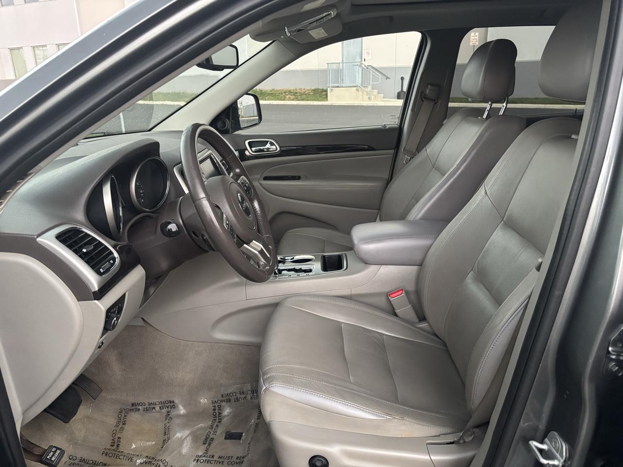 Jeep Grand Cherokee Laredo 4WD 2012
