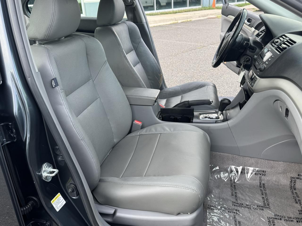 Acura TSX 5-speed AT 2004