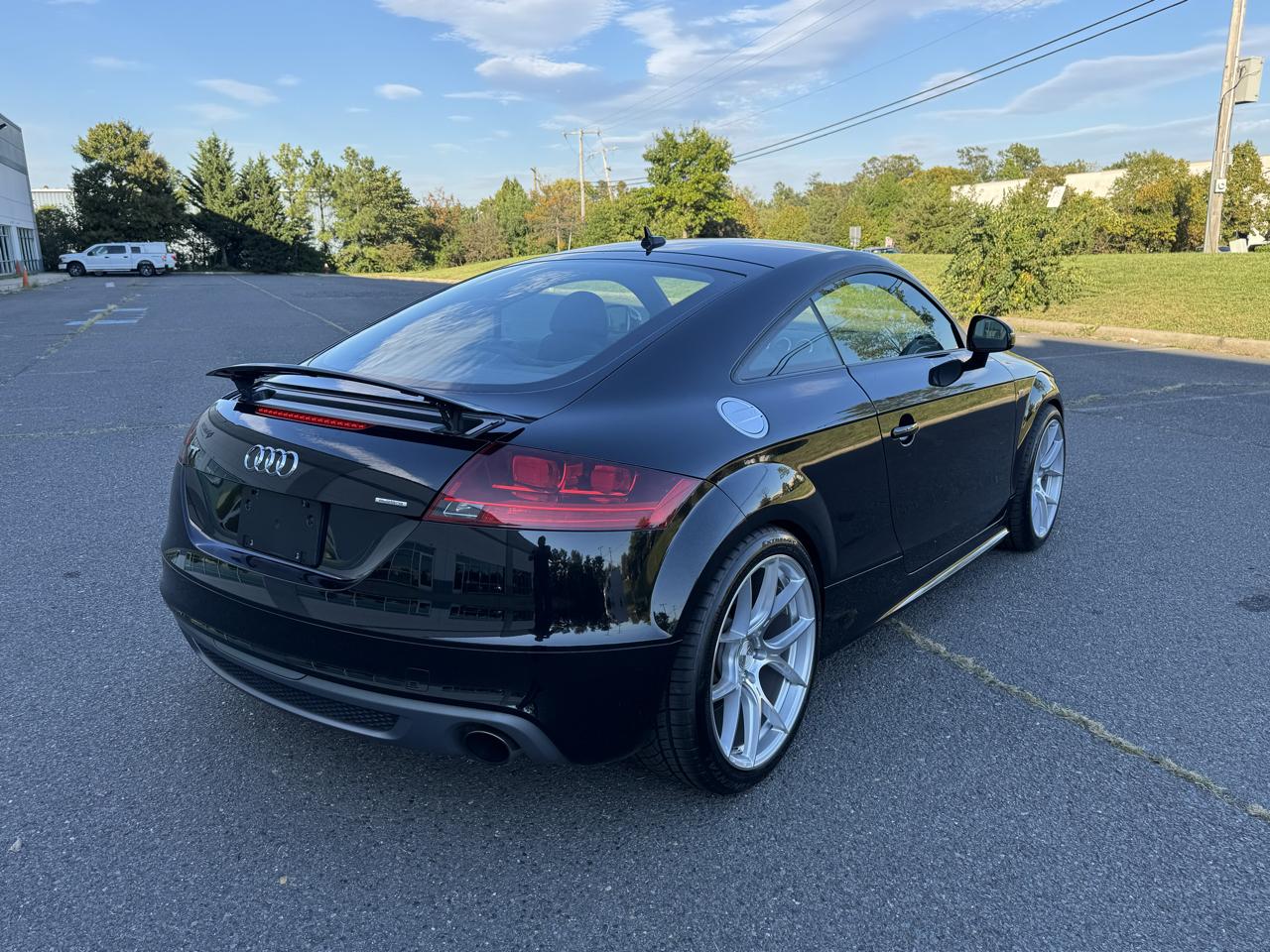 Audi TT 2.0T Coupe quattro S tronic 2011