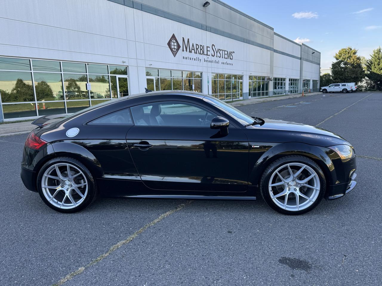 Audi TT 2.0T Coupe quattro S tronic 2011