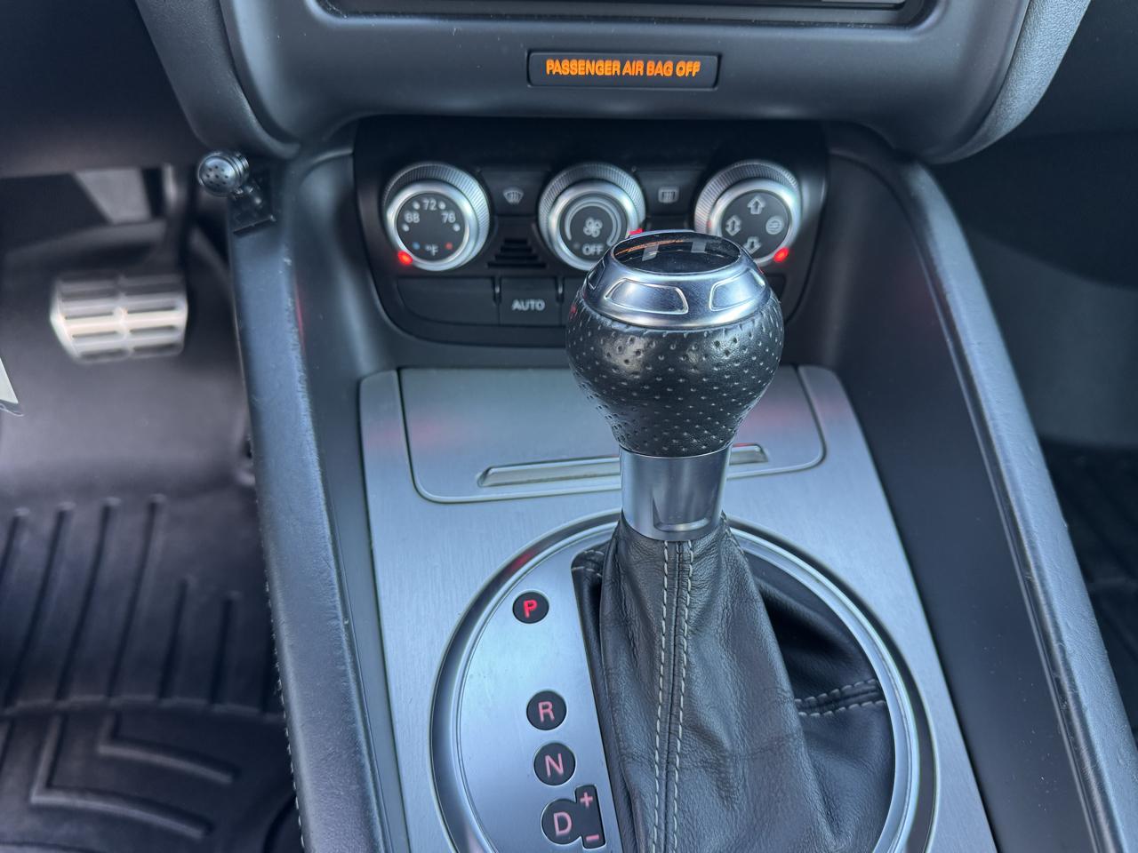 Audi TT 2.0T Coupe quattro S tronic 2011