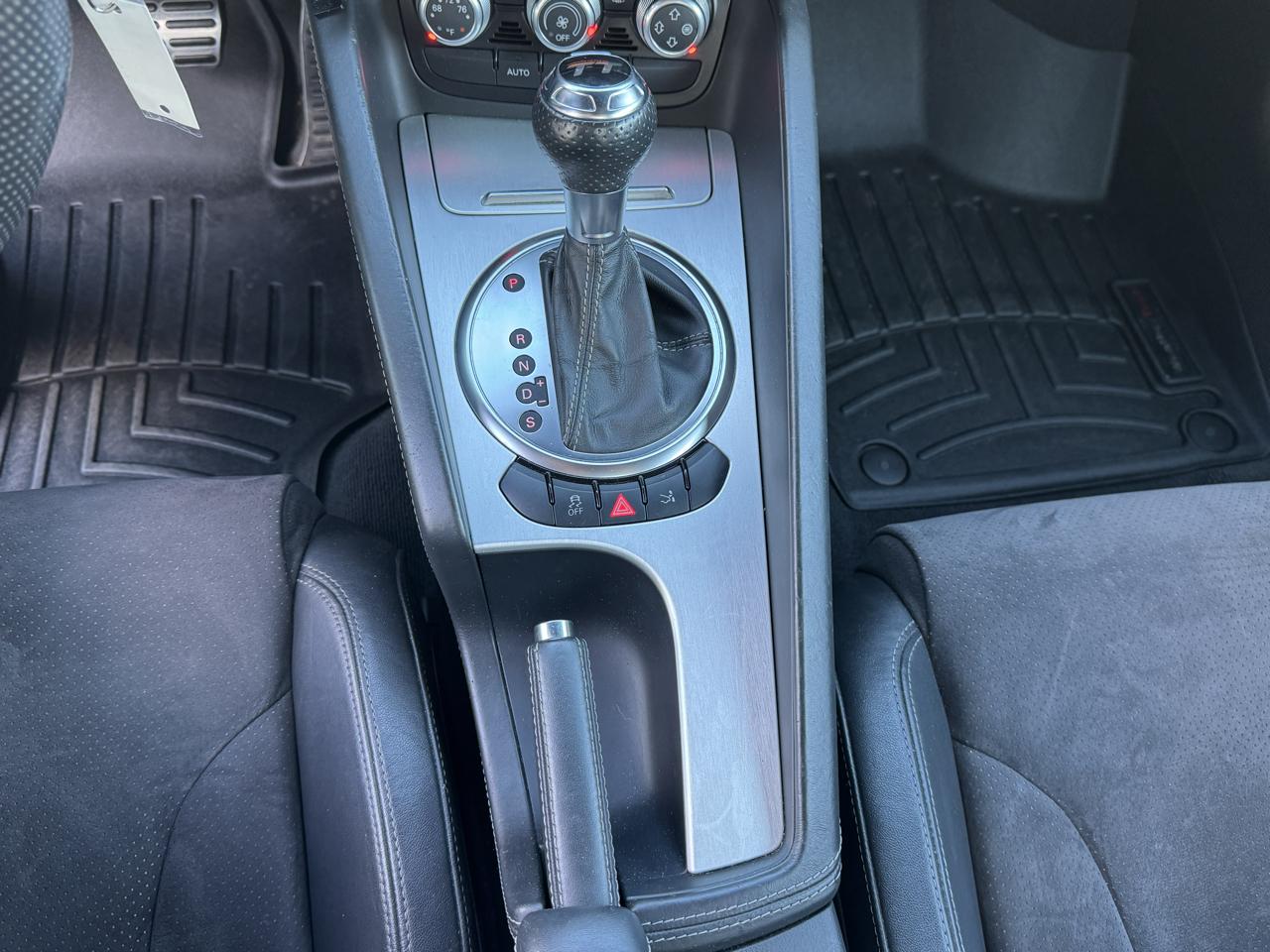 Audi TT 2.0T Coupe quattro S tronic 2011