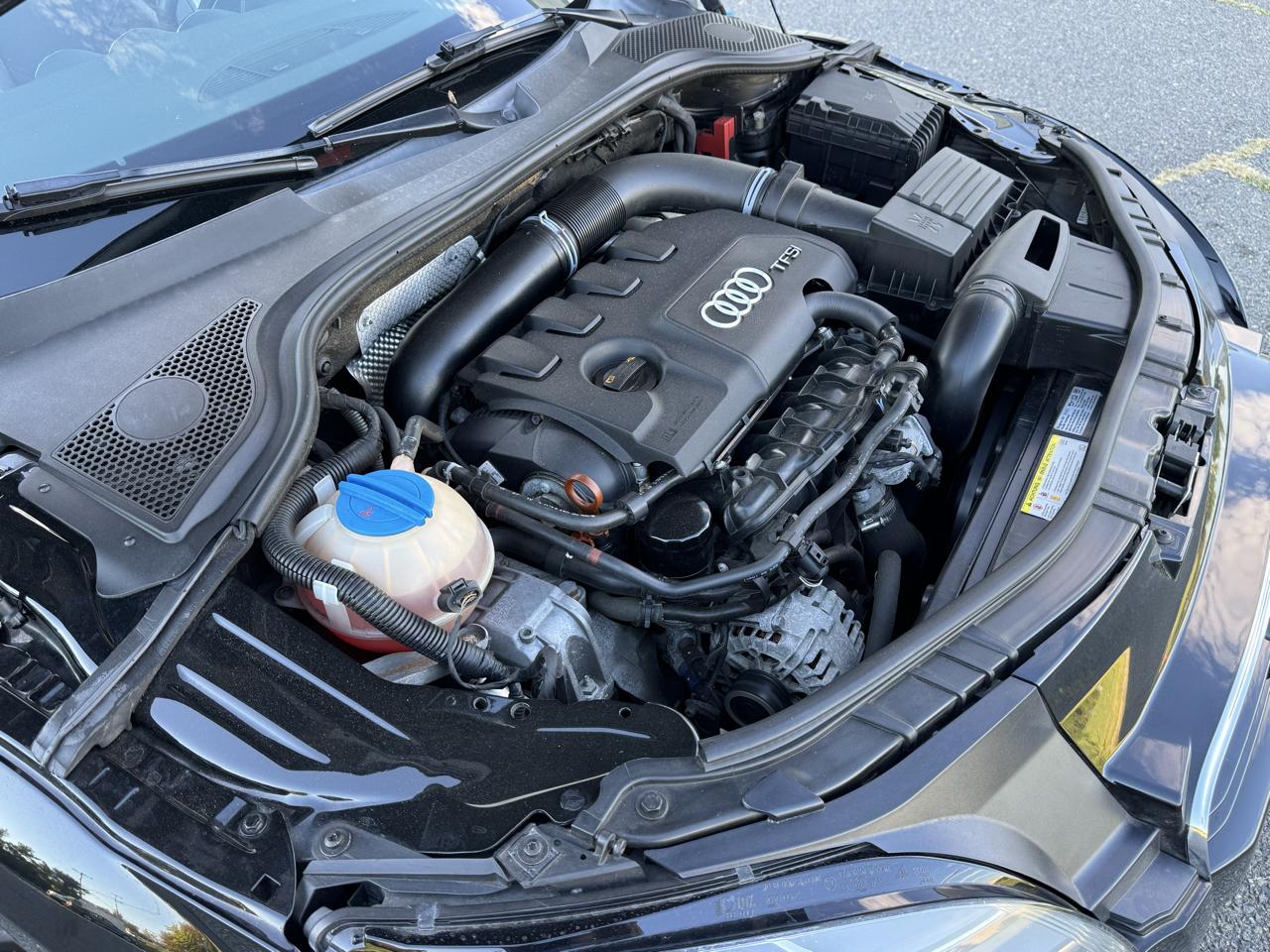 Audi TT 2.0T Coupe quattro S tronic 2011