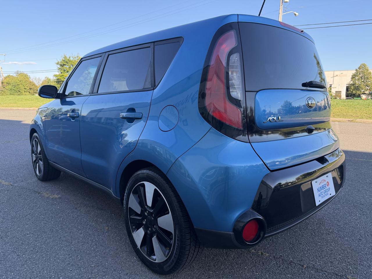 Kia Soul + w/Signature 2.0 Special Edition 2016
