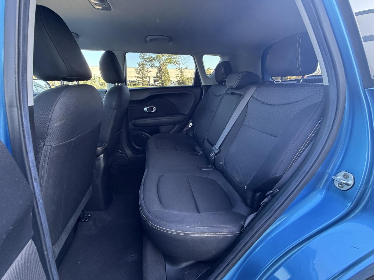 Kia Soul + w/Signature 2.0 Special Edition 2016