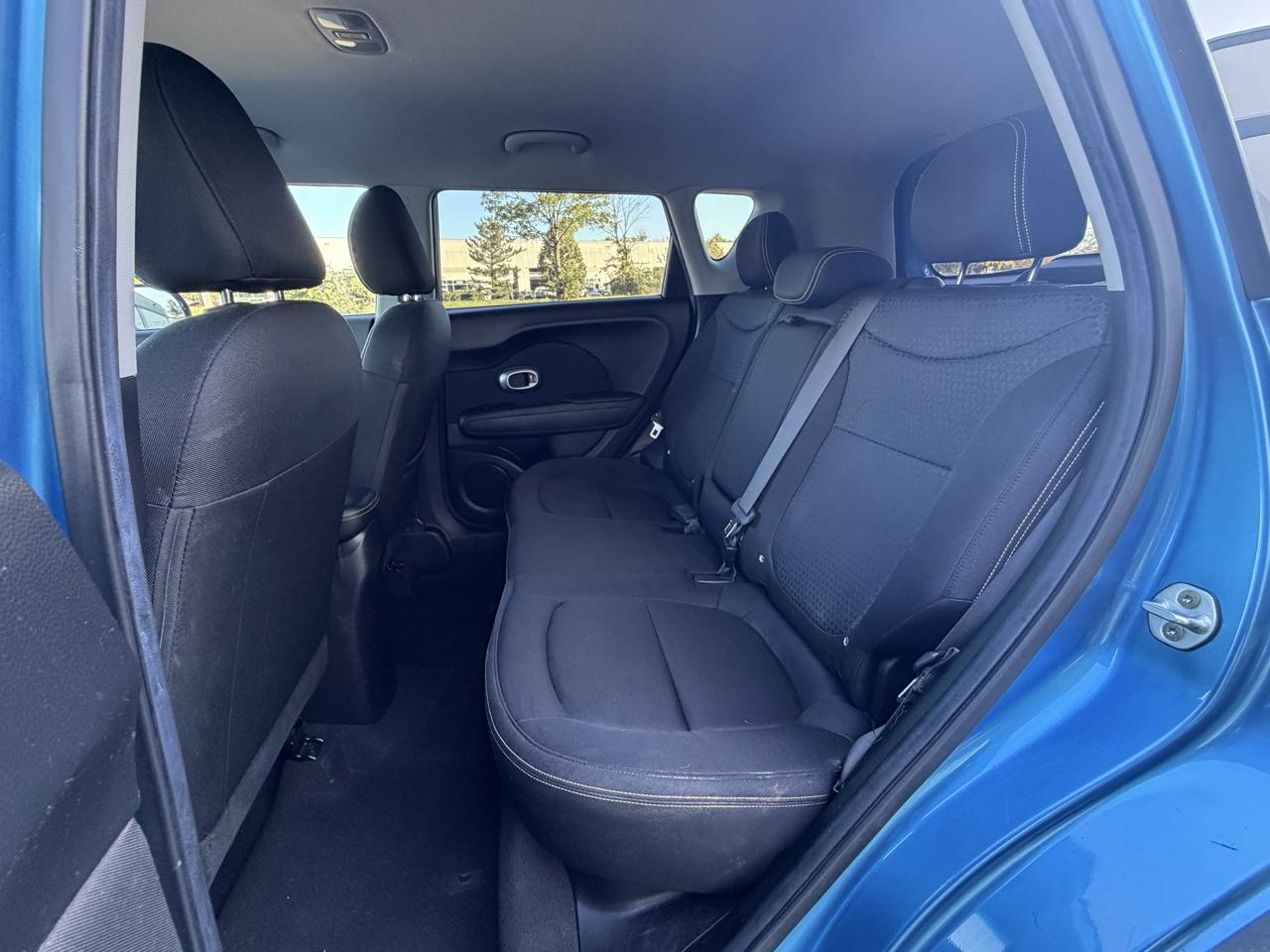 Kia Soul + w/Signature 2.0 Special Edition 2016