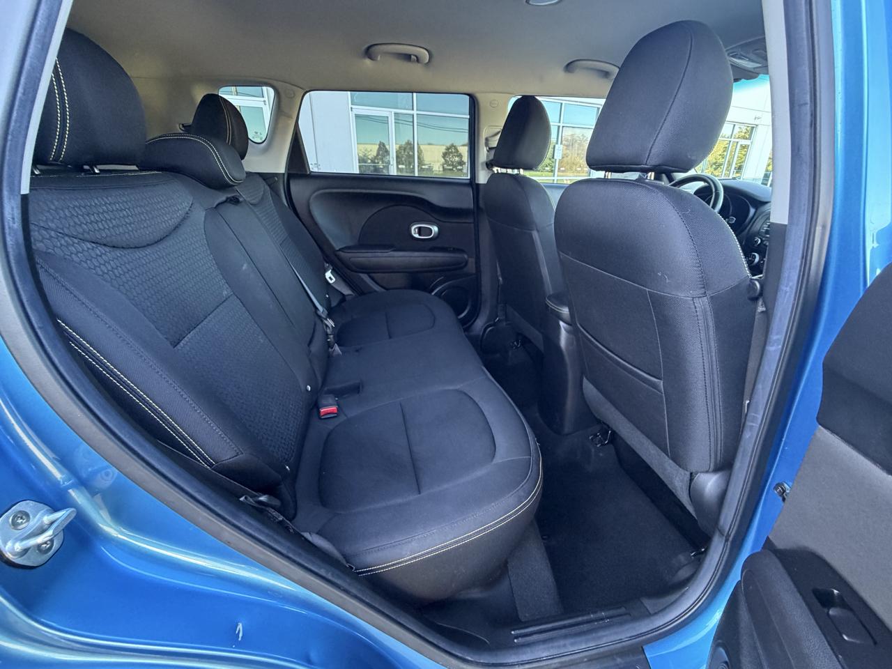 Kia Soul + w/Signature 2.0 Special Edition 2016