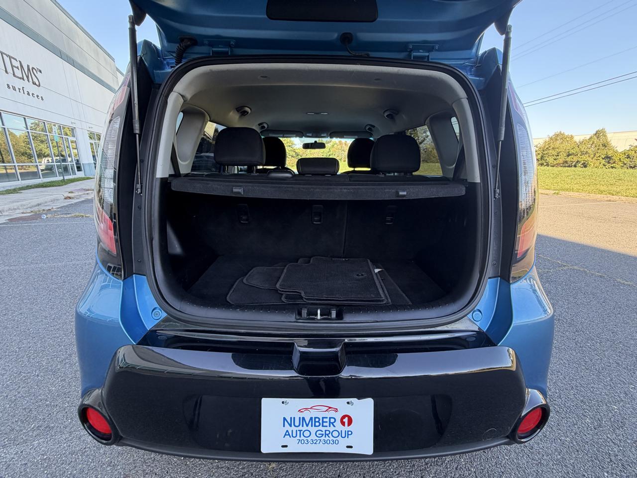 Kia Soul + w/Signature 2.0 Special Edition 2016