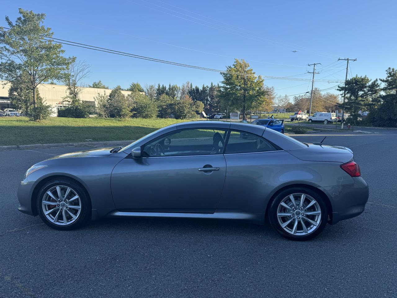 Infiniti G Convertible G37 2013