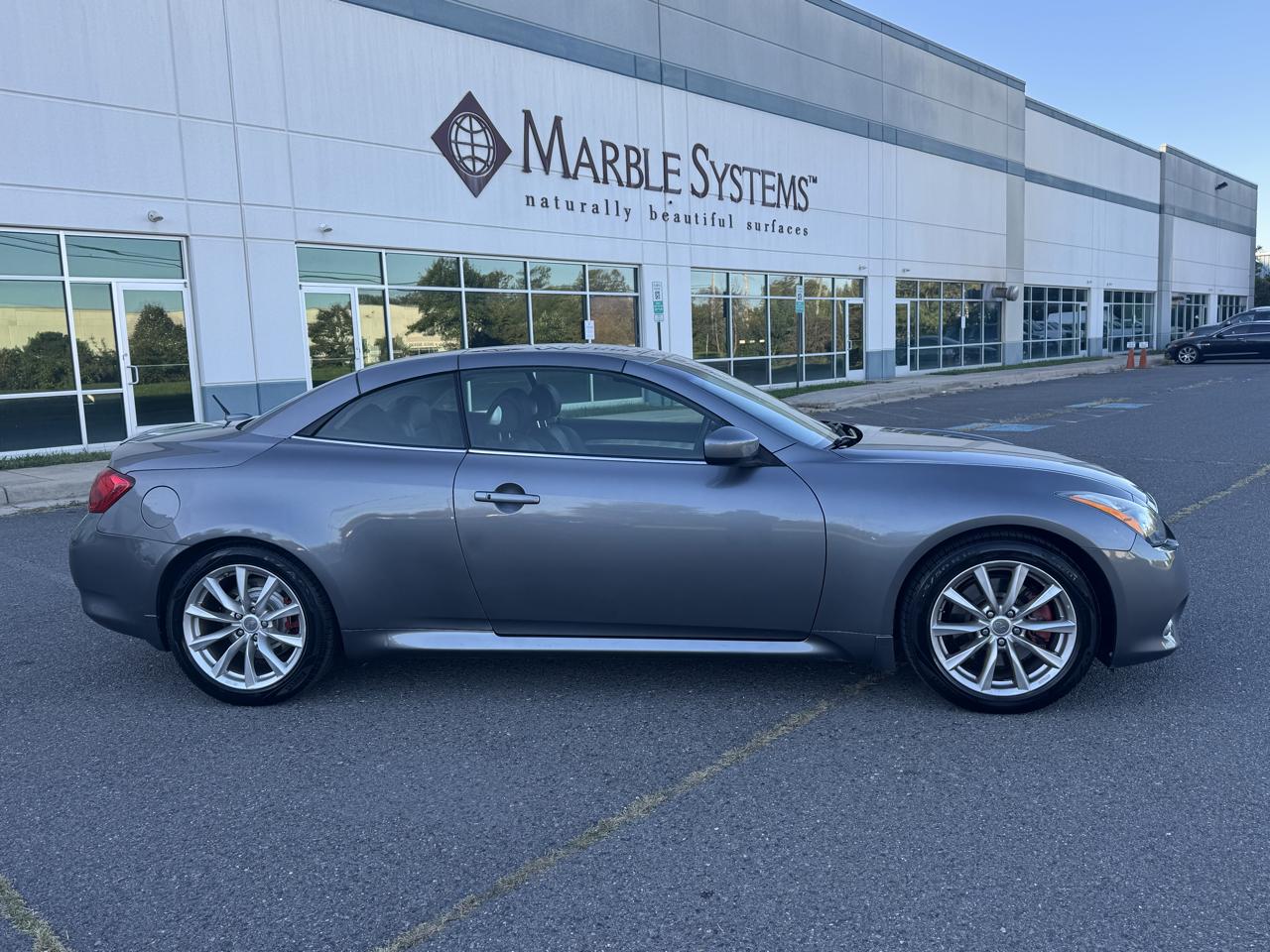 Infiniti G Convertible G37 2013