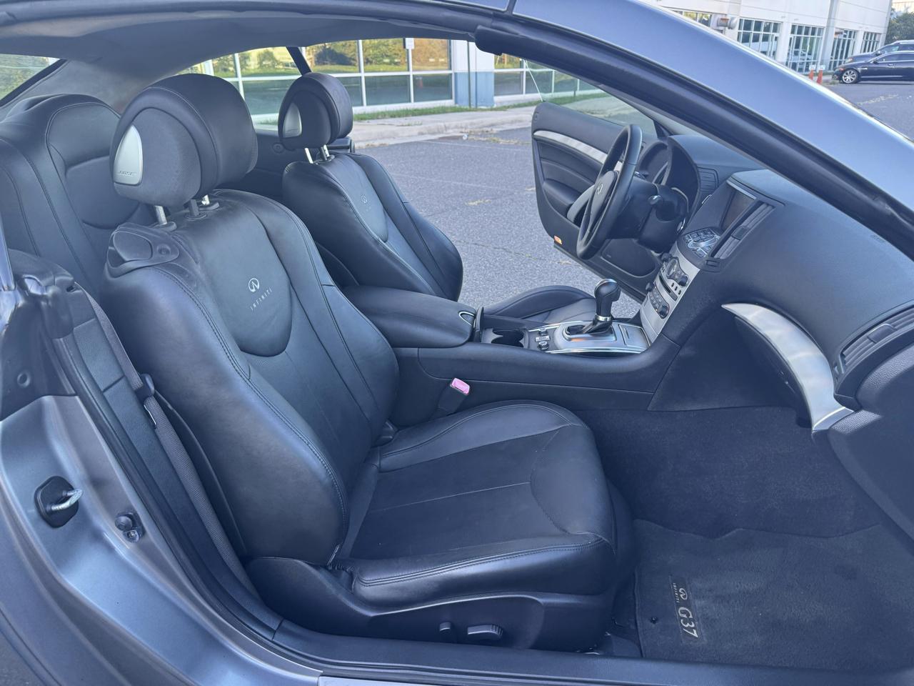 Infiniti G Convertible G37 2013