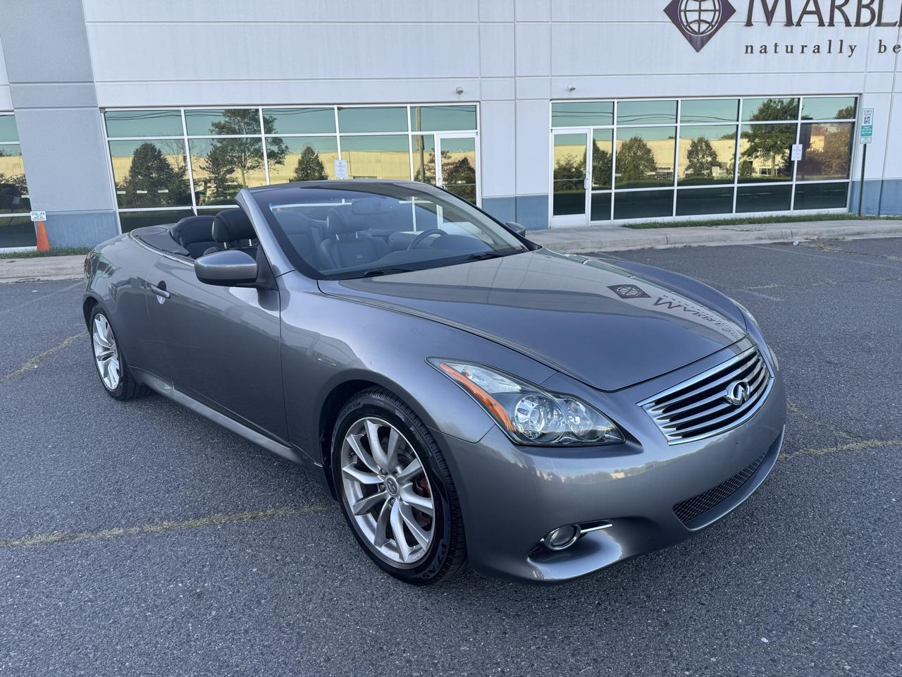 Infiniti G Convertible G37 2013