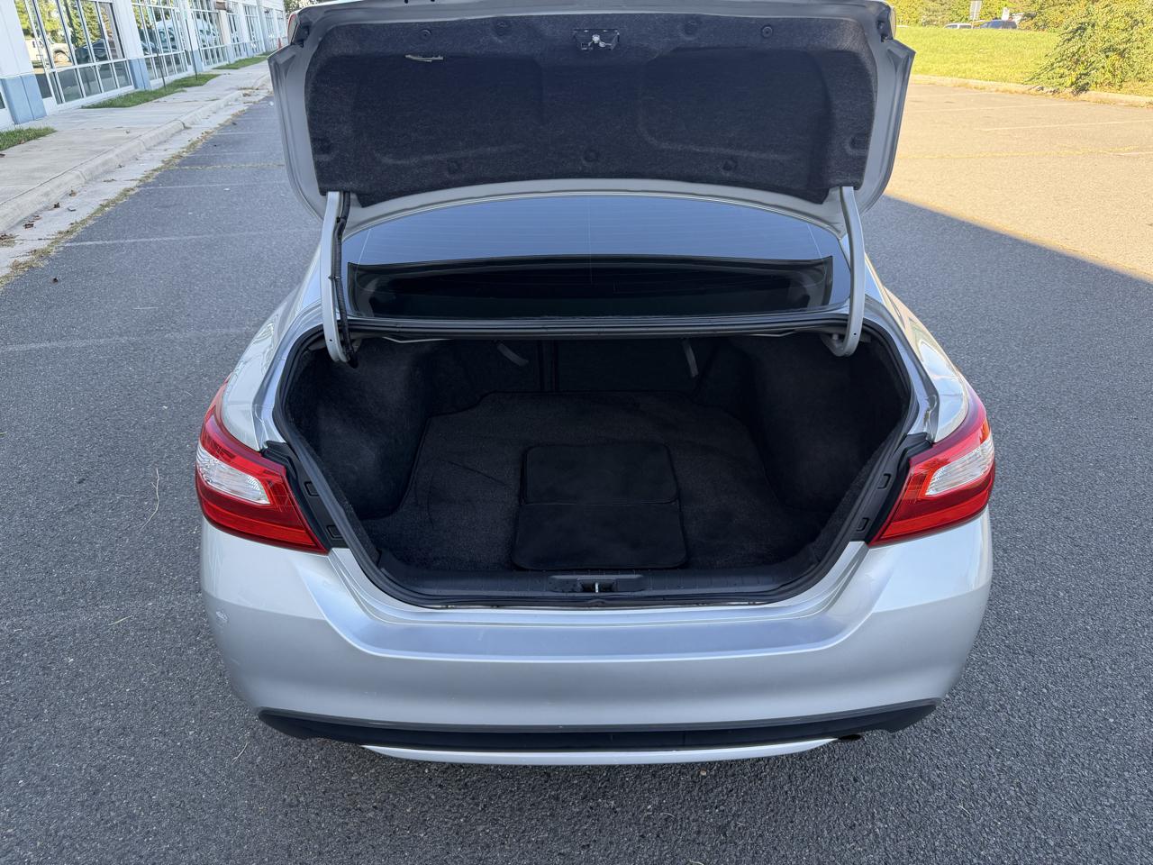 Nissan Altima 2.5 SR 2016