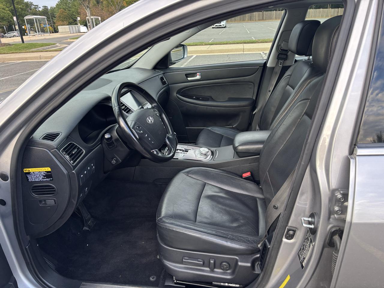 Hyundai Genesis 3.8L 2013