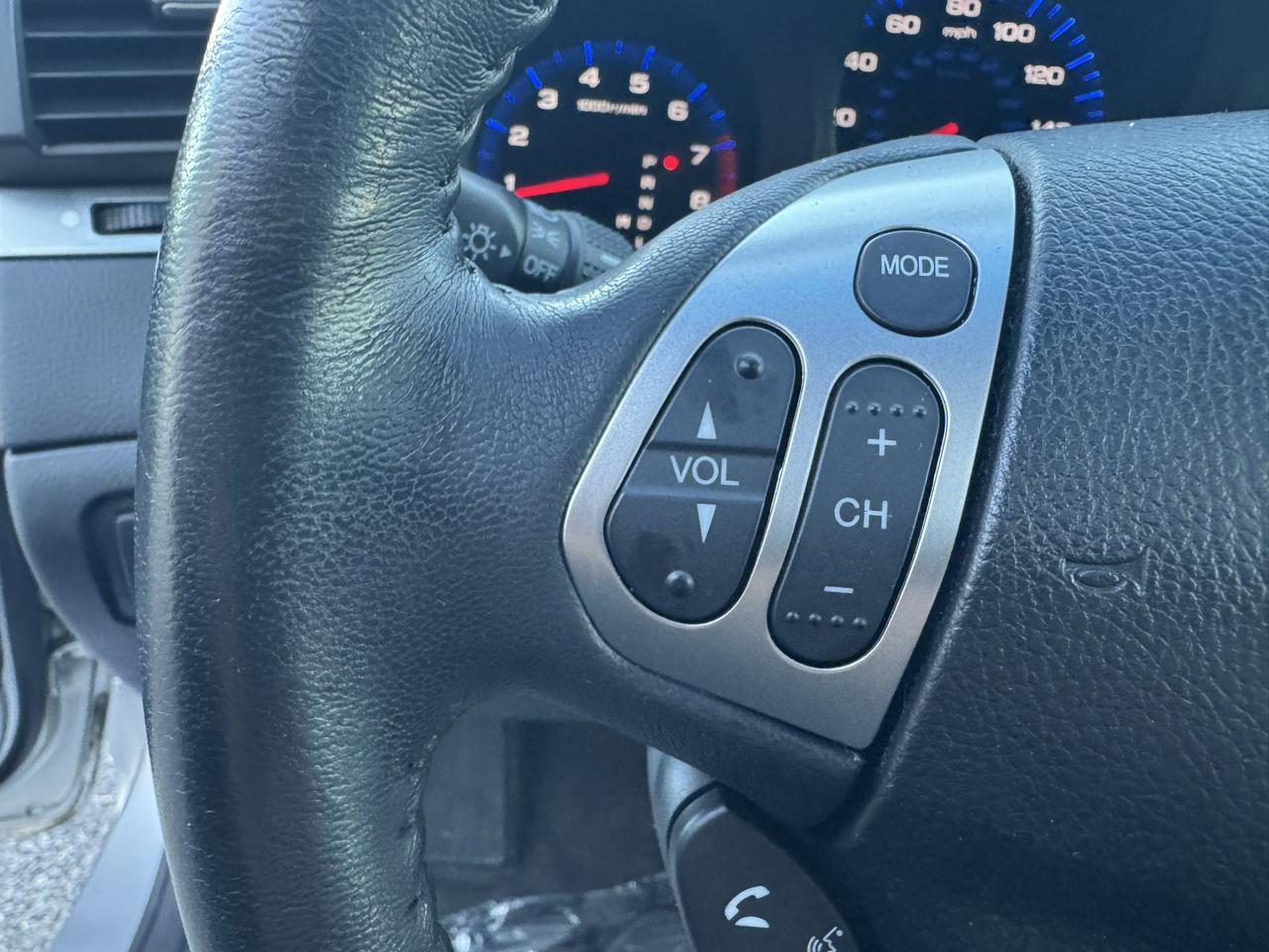 Acura TL 5-Speed AT 2006