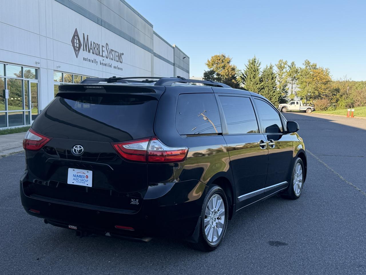 Toyota Sienna Limited AWD 7-Passenger V6 2015