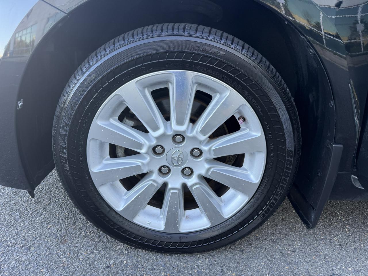 Toyota Sienna Limited AWD 7-Passenger V6 2015