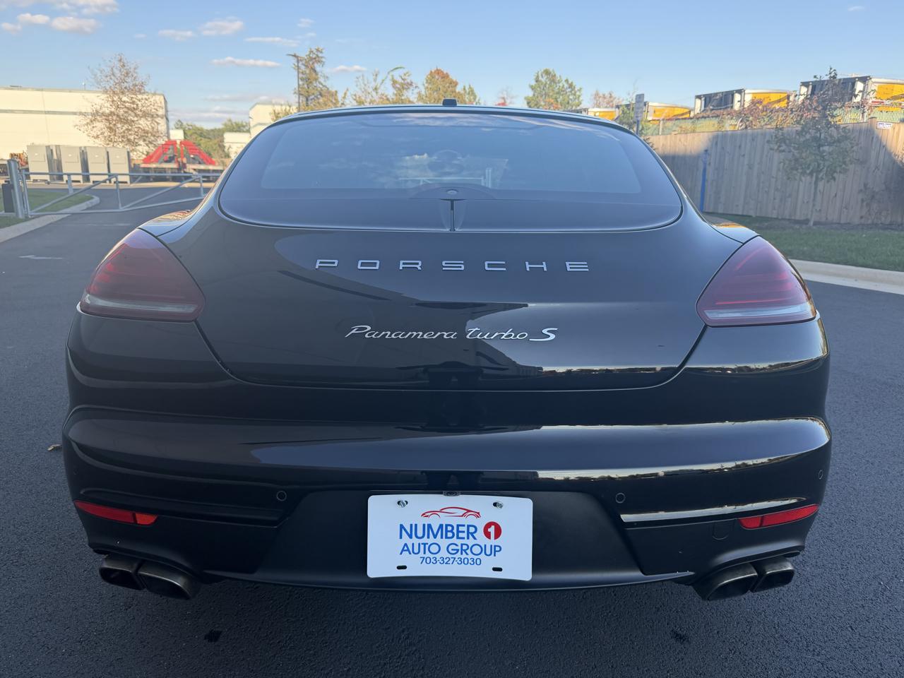 Porsche Panamera Turbo Executive 2014