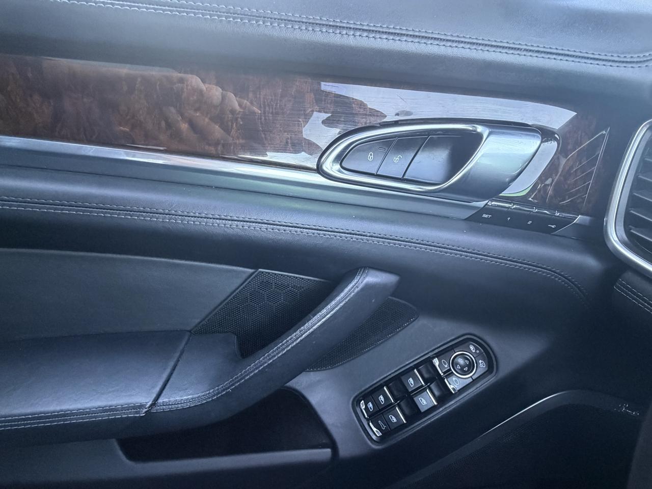 Porsche Panamera Turbo Executive 2014