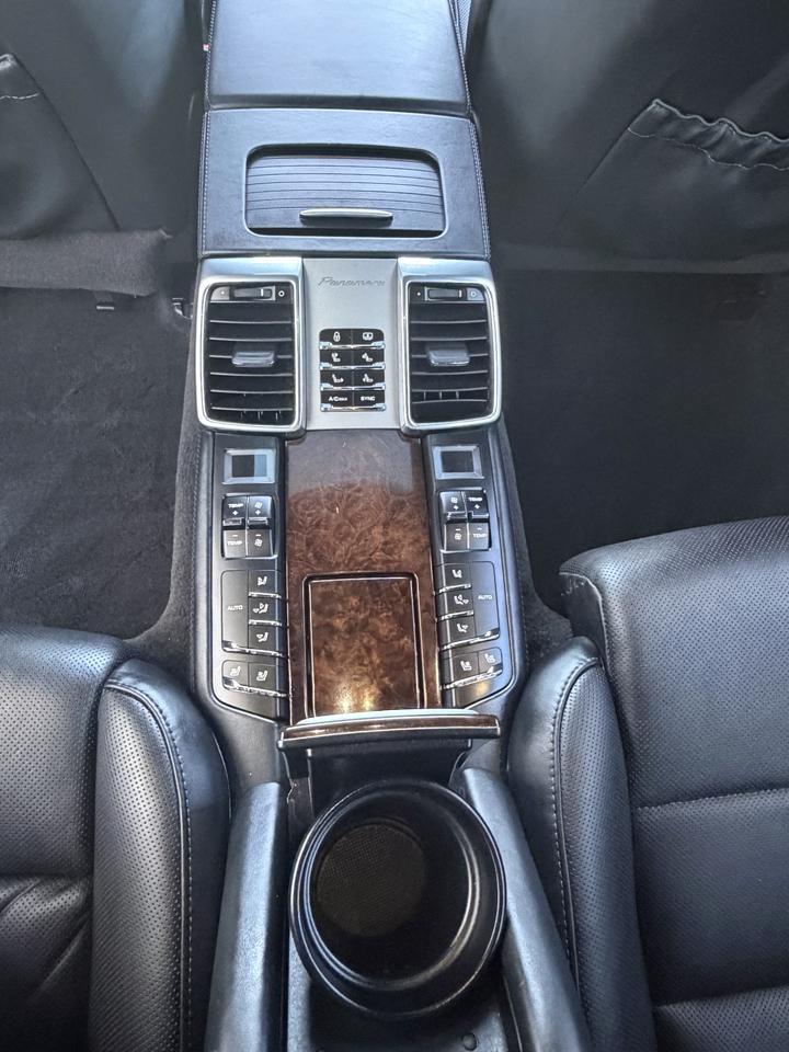 Porsche Panamera Turbo Executive 2014