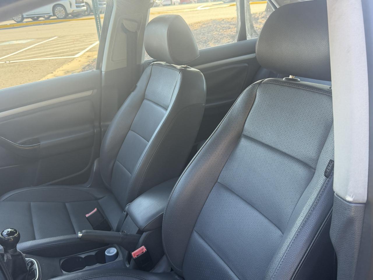 Volkswagen Jetta 2.5L 2006