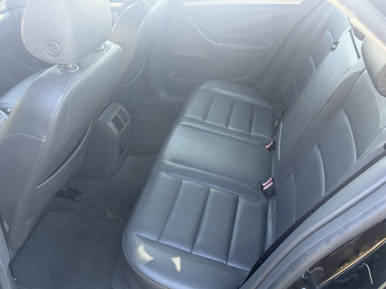 Volkswagen Jetta 2.5L 2006