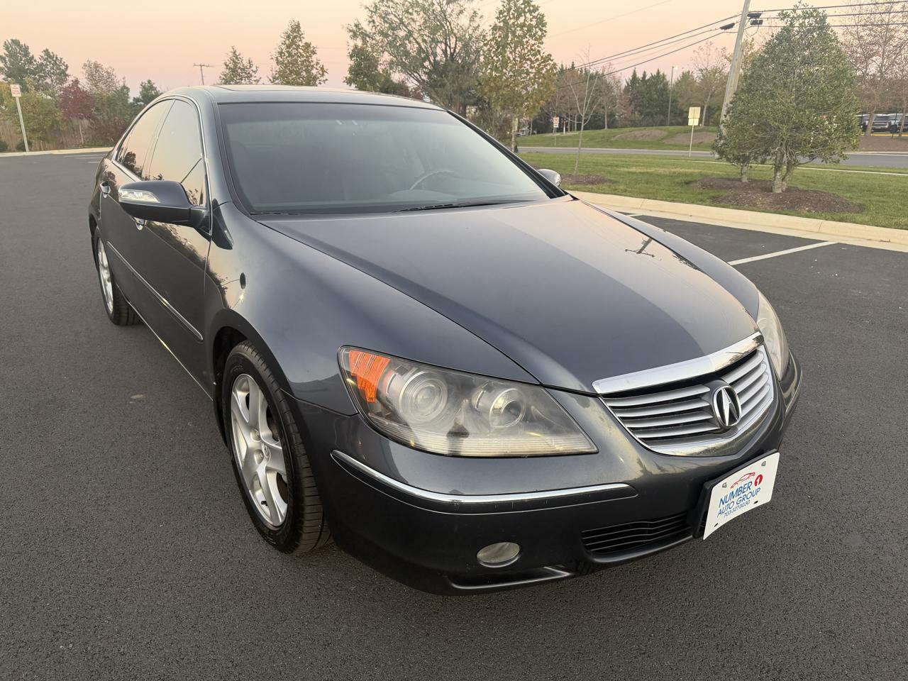 Acura RL Sedan 2006