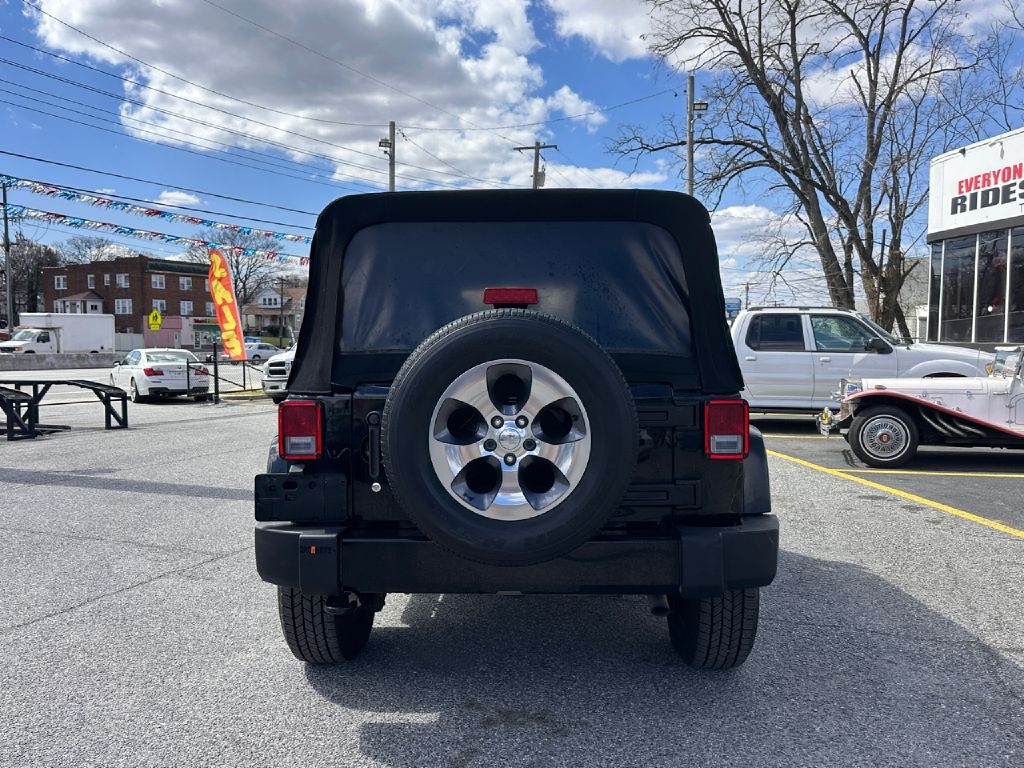 Jeep Wrangler Unlimited Sahara 4WD 2016