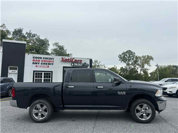 2017 RAM 1500 SLT Crew Cab SWB 4WD